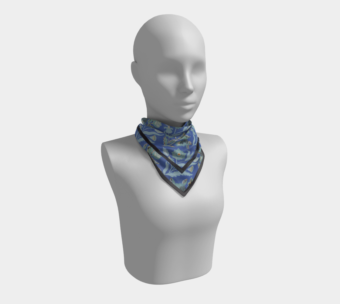 Eglantine Tangle in Blue Bandana