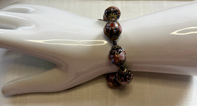 Vintage-Style Glass Bead Bracelet with Toggle Clasp & Metal Flourishes – Gold, Pink, Blue, Red & Black