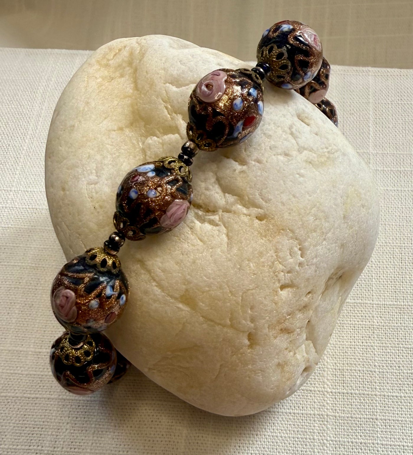 Vintage-Style Glass Bead Bracelet with Toggle Clasp & Metal Flourishes – Gold, Pink, Blue, Red & Black