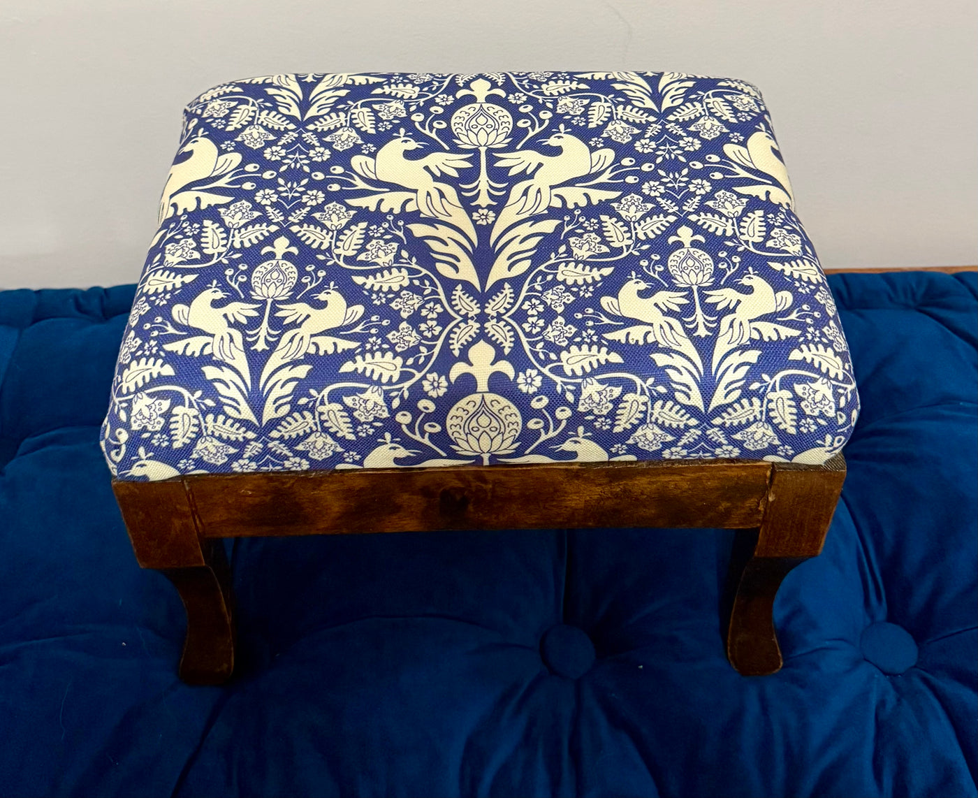 Aviary Damask Stool with Antique Base