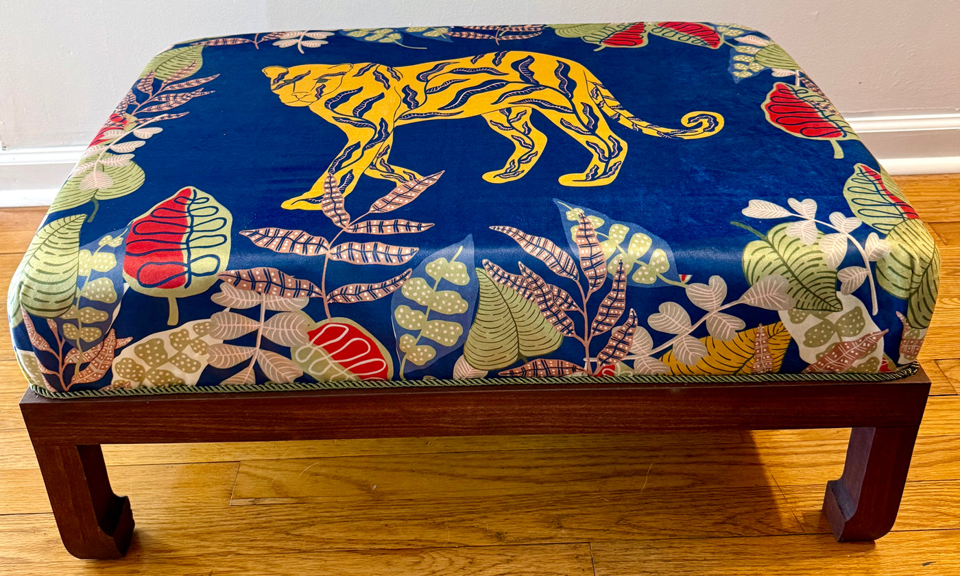 Jungle Flora Velvet Panther Stool
