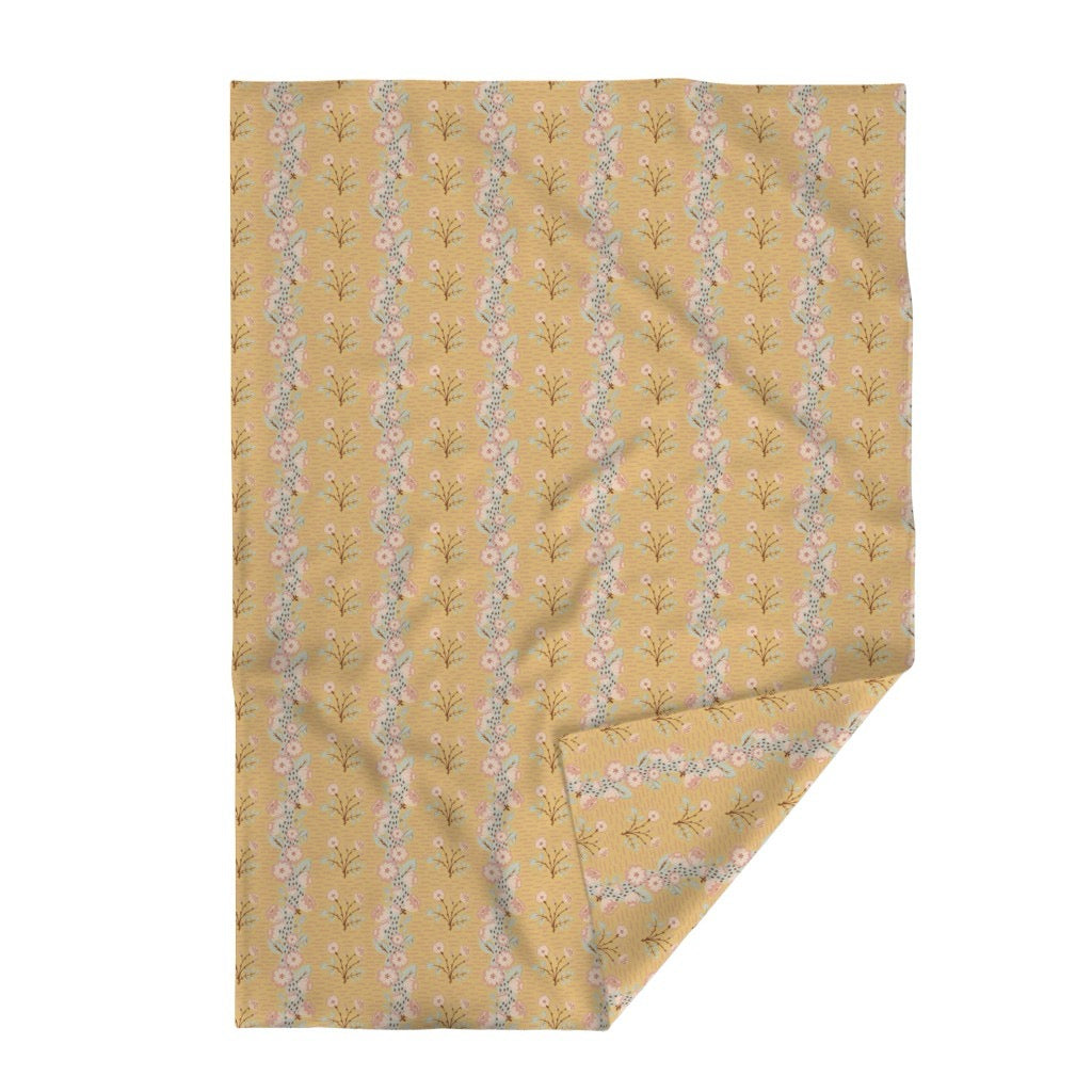 Hedgerow Velvet Throw Blanket