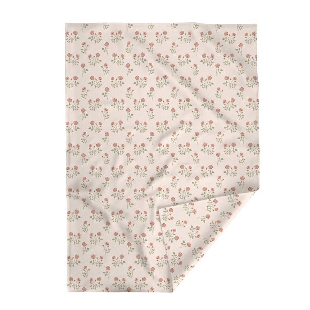 Rosehip Meadow Velvet Throw Blanket