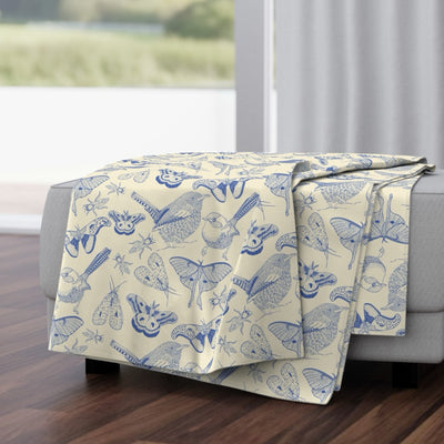 Garden Keepers Velvet Throw Blanket
