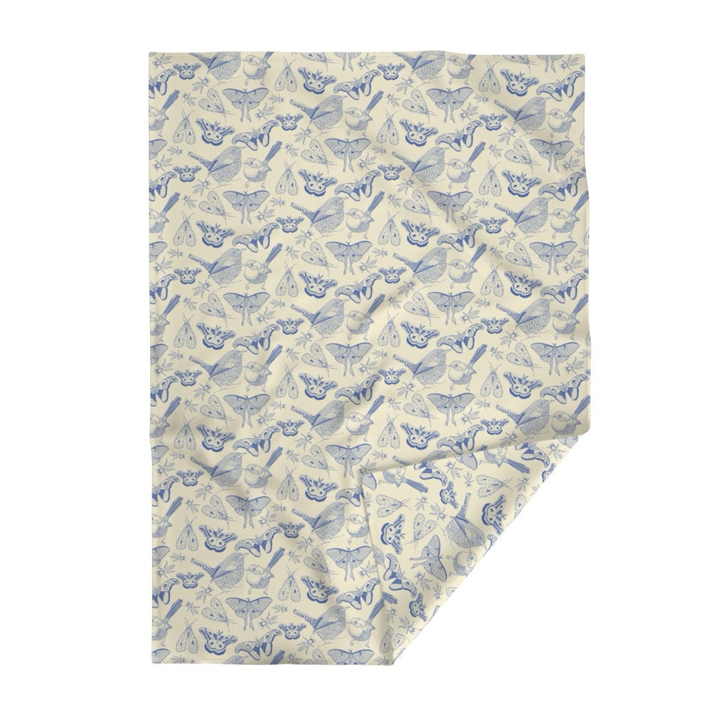Garden Keepers Velvet Throw Blanket
