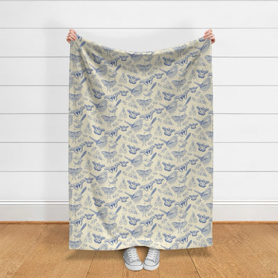 Garden Keepers Velvet Throw Blanket