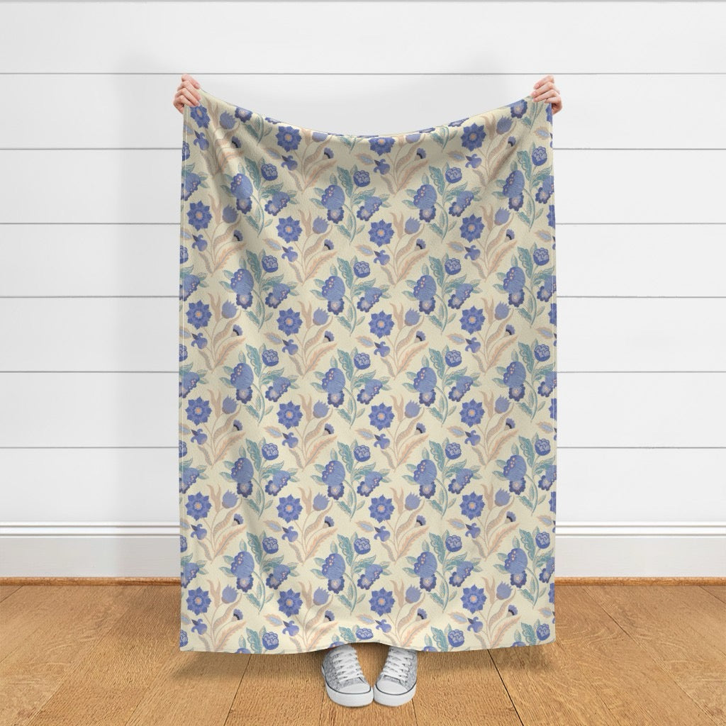 Eglantine Tangle Velvet Throw Blanket